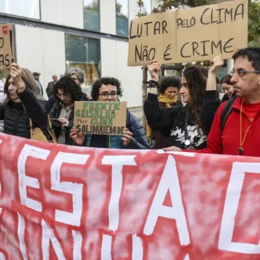 Como um grupo organizado pode apoiar a Greve Estudantil pelo Fim ao Fóssil